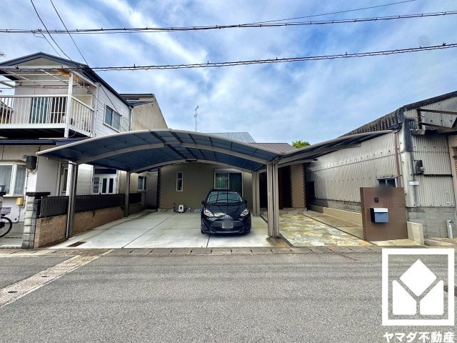 南区上鳥羽鍋ケ淵町の駐車場