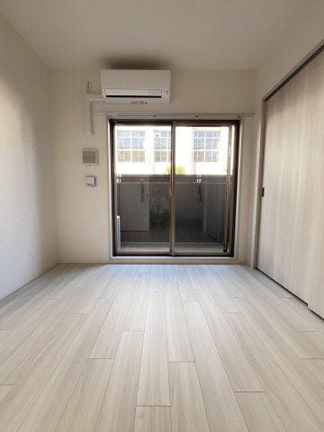 大阪市城東区中浜２丁目の賃貸マンションの寝室