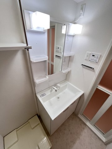 大阪市城東区中浜２丁目の賃貸マンションの洗面所