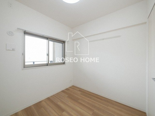 ポラリス松ヶ枝の洋室