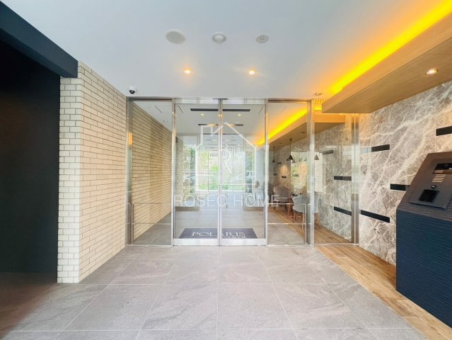 ポラリス松ヶ枝のエントランス