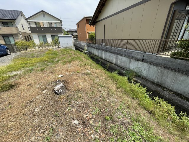 ６１１７５　岐阜市岩崎土地の外観