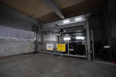 【駐車場】 | SIDE One