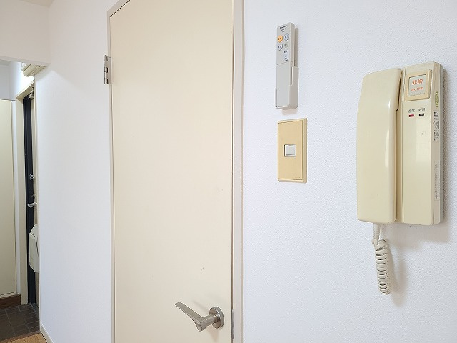 グランパール川口のセキュリティ|★インターホンを設置しています。★