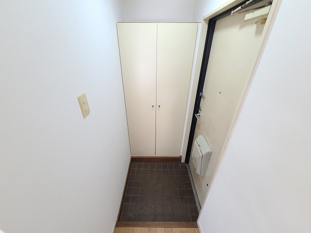 グランパール川口の玄関|★玄関にシューズボックスを設置しています。★