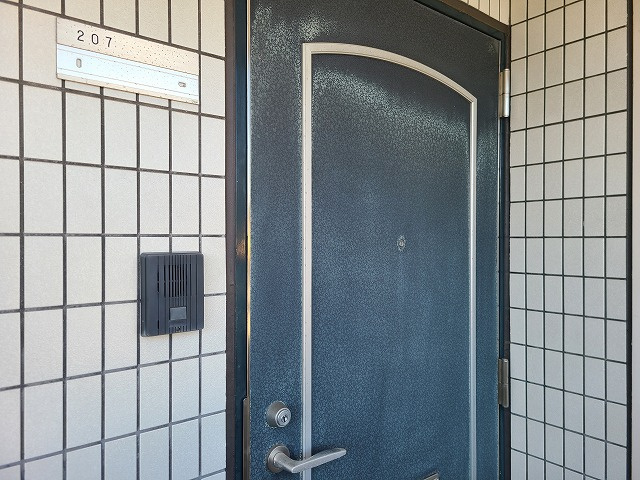 グランパール川口の玄関