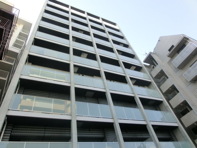 グランドゥーエ永和駅前の外観