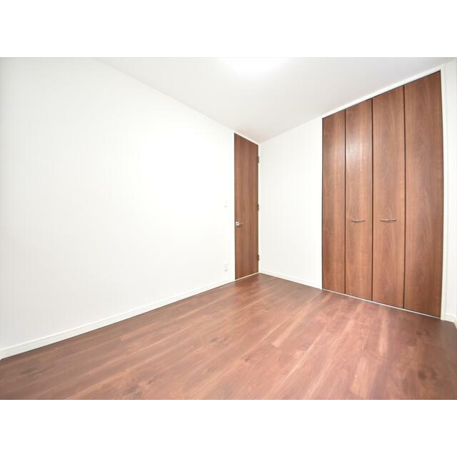 目黒区上目黒　完成新築戸建A号棟の洋室