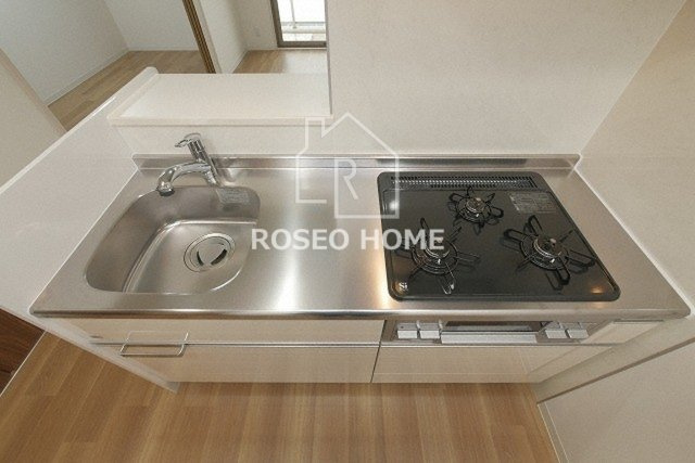 ビオトープ味原町のキッチン