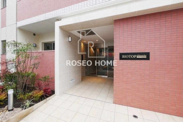 ビオトープ味原町のエントランス