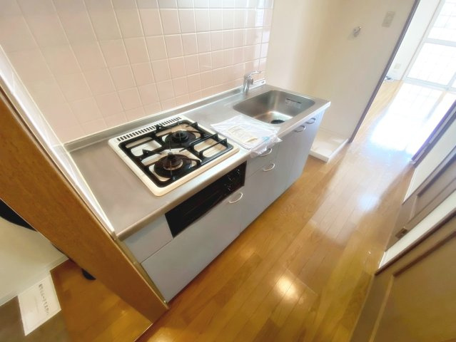 ＣＡＳＡ　ＢＩＡＮＣＡのキッチン|コンパクトなキッチンで掃除もラクラク