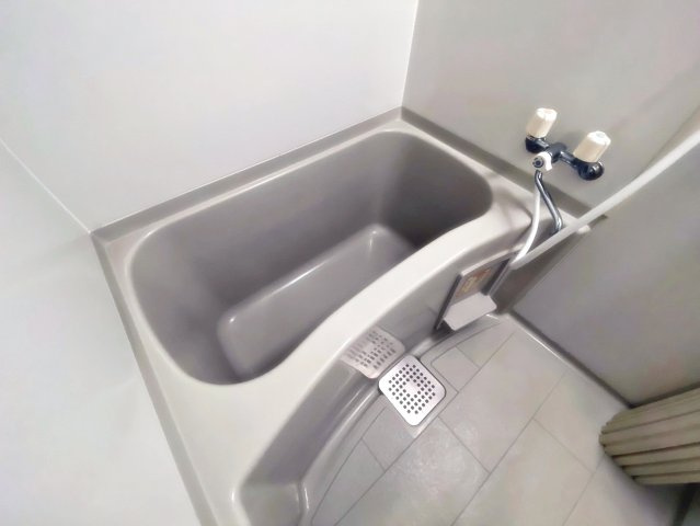 ＣＡＳＡ　ＢＩＡＮＣＡの浴室|コンパクトで使いやすいお風呂です