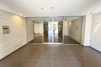 【エントランス】 | ファインレジデンス戸田公園：オートロック＆宅配ボックス付き♪