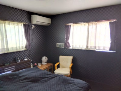 【洋室】 | 売中古戸建　沼津市北今沢 | 二面採光なので日差しがたっぷり入ります。また風通しが良く解放感もあります。寝室や子供部屋におすすめの洋室になっています。