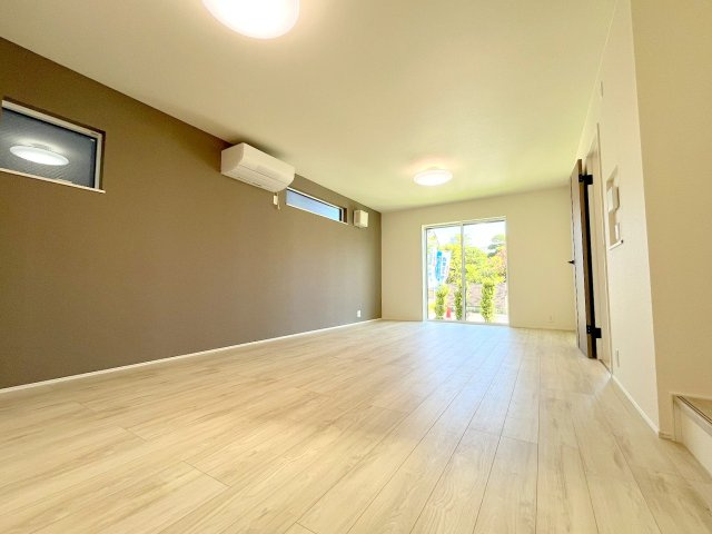 あきる野市二宮全２棟　新築分譲の居間・リビング