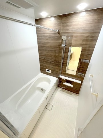 あきる野市二宮全２棟　新築分譲の浴室