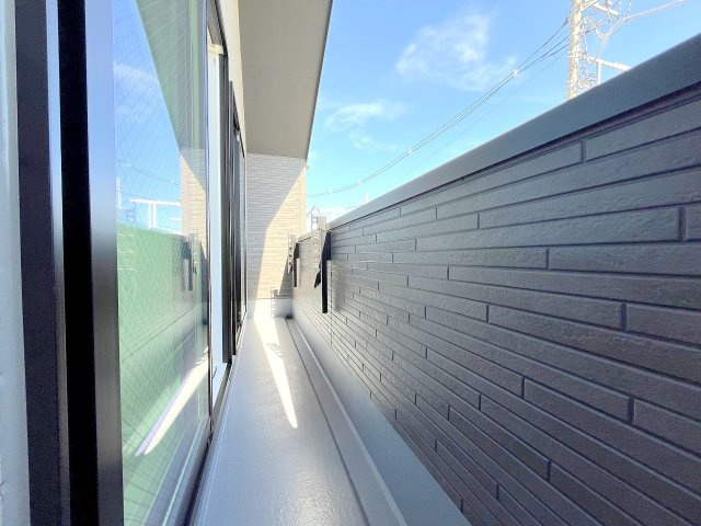 あきる野市二宮全２棟　新築分譲のバルコニー