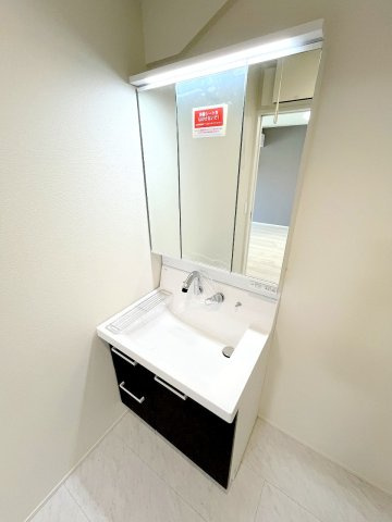 あきる野市二宮全２棟　新築分譲の独立洗面台