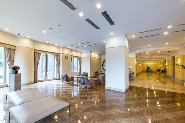 センチュリーパークタワーのエントランス