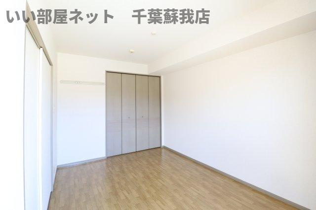エイトフレア君塚の寝室|落ち着いて過ごせるお部屋なので、寝室にいかがでしょうか