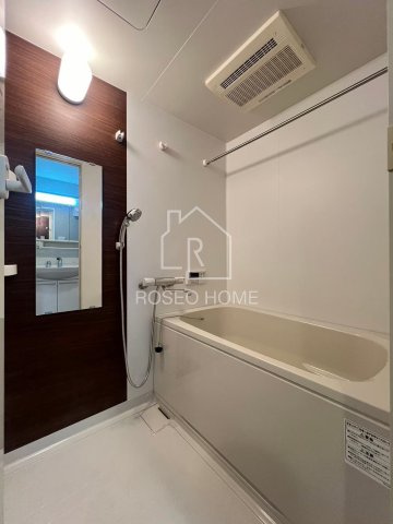 オースティ北梅田の浴室|同マンション別部屋：参考写真