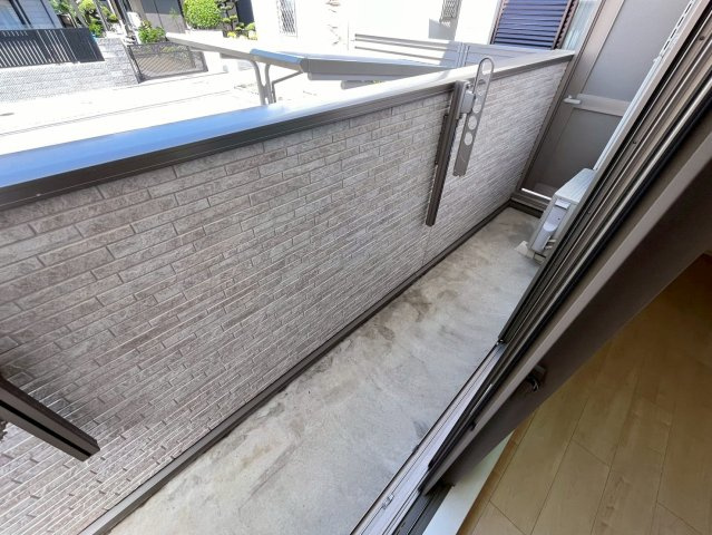 ミニカトレアⅠのバルコニー