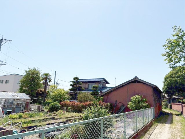 糟屋郡須恵町大字須恵　土地の周辺|現況は古家と倉庫があります！