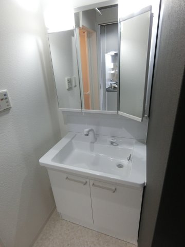 【独立洗面台】 | エヌエムキャトフヴァン