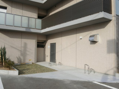 【駐車場】 | エヌエムキャトフヴァン