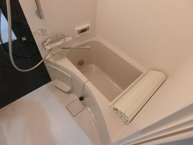 【浴室】 | エヌエムキャトフヴァン