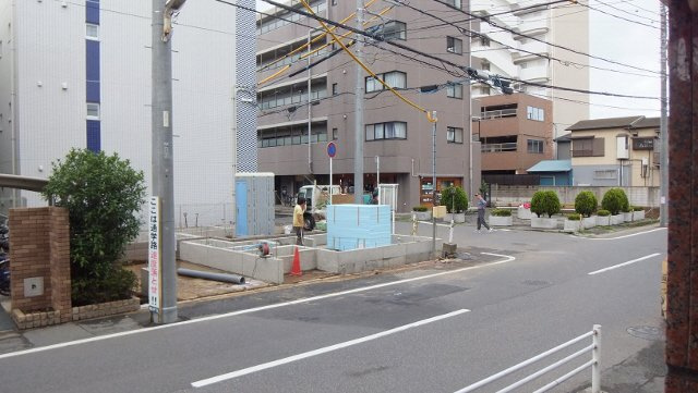 リトルロックの展望|落ち着いた広い通りに面してます。