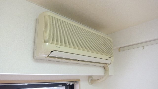 リトルロックの設備|エアコンです。