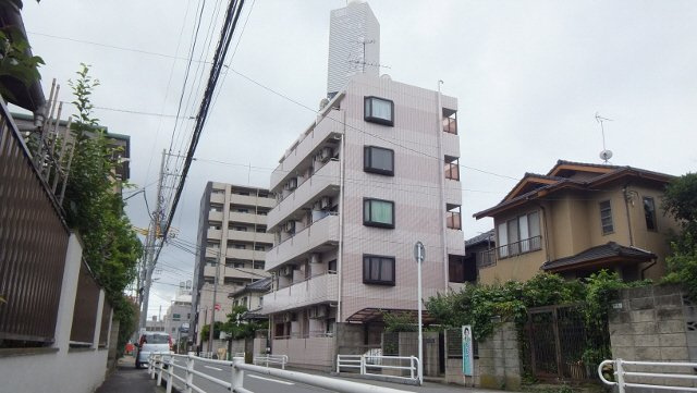 リトルロックの外観|日当たり良好、東向きのマンションです。