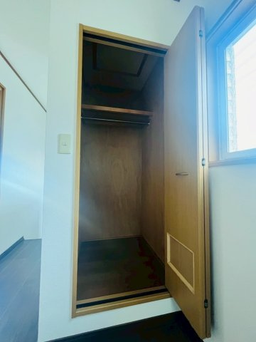 千鳥が丘3丁目貸家の収納