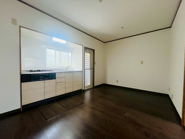 千鳥が丘3丁目貸家の居間・リビング