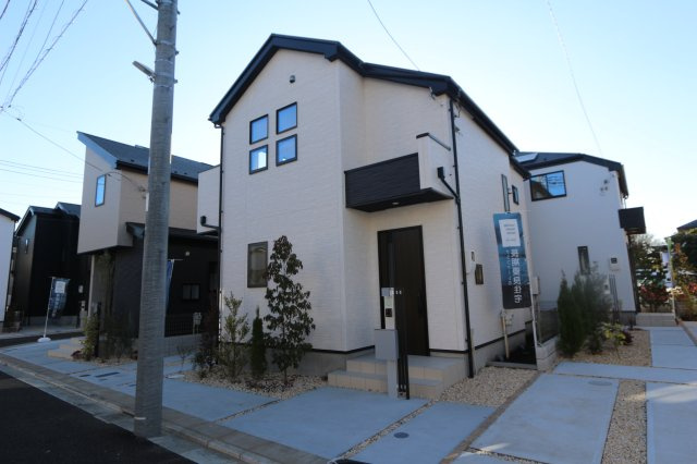 【GRAFARE】芝久保町19期　全17区画の外観|子育てグリーン住宅支援事業対象物件♪