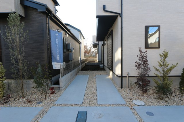 【GRAFARE】芝久保町19期　全17区画の外観|家事をしながらご家族との会話も楽しめる対面キッチン♪エコと家事時間短縮、一石二鳥の食洗機付！