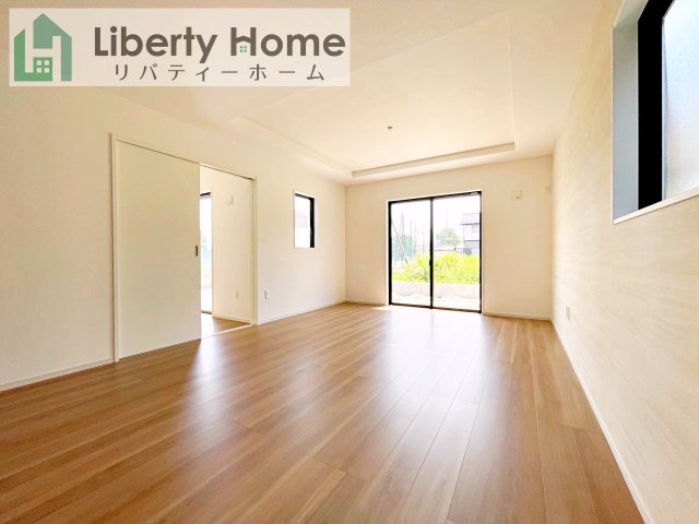 常陸太田市馬場町2期　新築戸建の居間・リビング