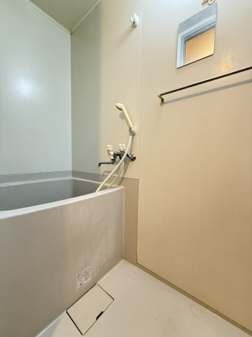 シャトル市大前の浴室