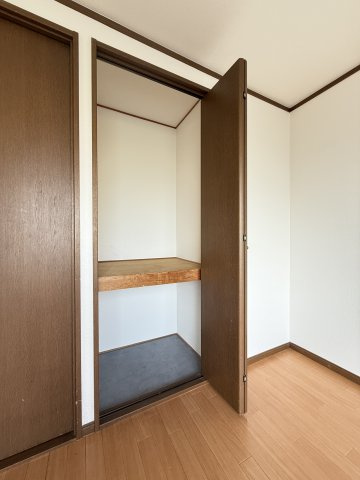 シャトル市大前の収納