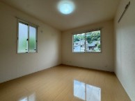 ラフィーネＢの洋室