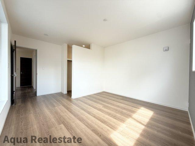 リーブルガーデン観音寺市茂木町の寝室|ゆとりの広さです