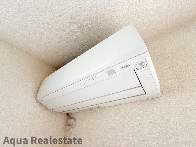 リーブルガーデン観音寺市茂木町の設備|リビングエアコン設置しました！