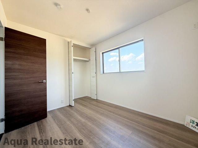 リーブルガーデン高松市多肥上町第九の洋室|コンパクトで使いやすい洋室です