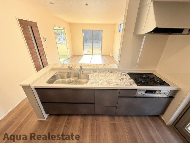 リーブルガーデン高松市多肥上町第九のキッチン|キッチンでお料理をお楽しみください