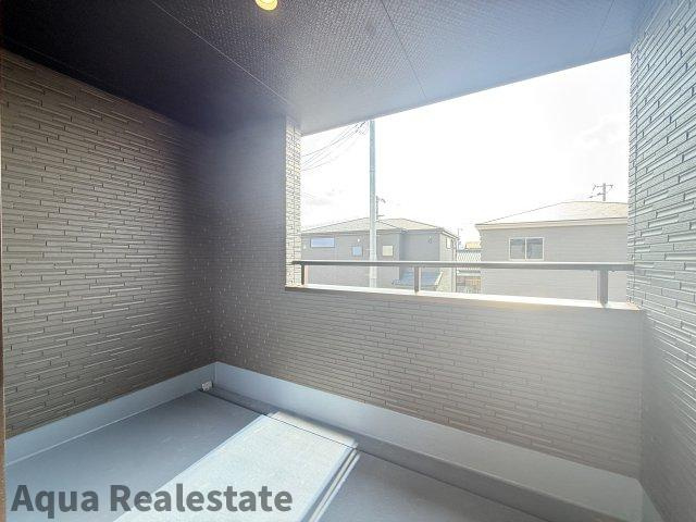 リーブルガーデン高松市多肥上町第九のバルコニー|外からの目が気にならないバルコニーで洗濯物が干せます