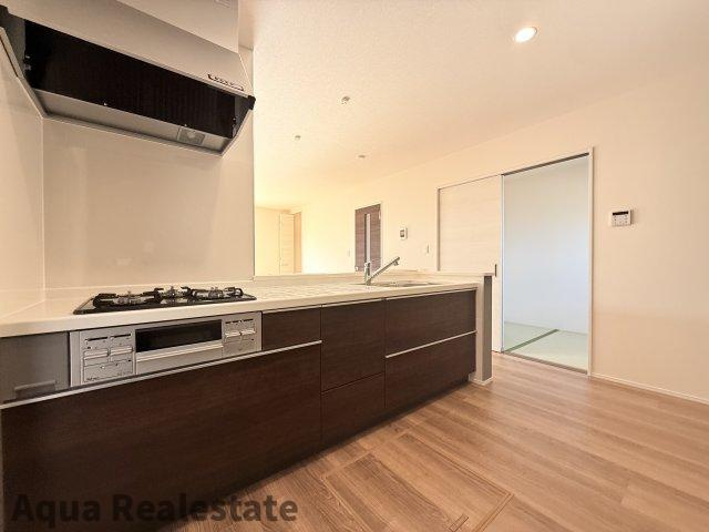 リーブルガーデン高松市多肥上町第九のキッチン|キッチンでお料理をお楽しみください