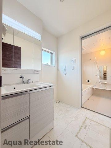 リーブルガーデン高松市多肥上町第九の浴室|コンパクトで使いやすいお風呂です