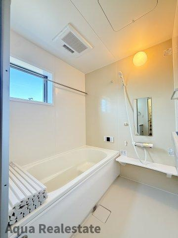 リーブルガーデン高松市多肥上町第九の浴室|コンパクトで使いやすいお風呂です
