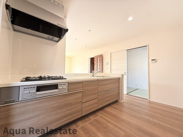 リーブルガーデン高松市多肥上町第九のキッチン|コンパクトなキッチンで掃除もラクラク